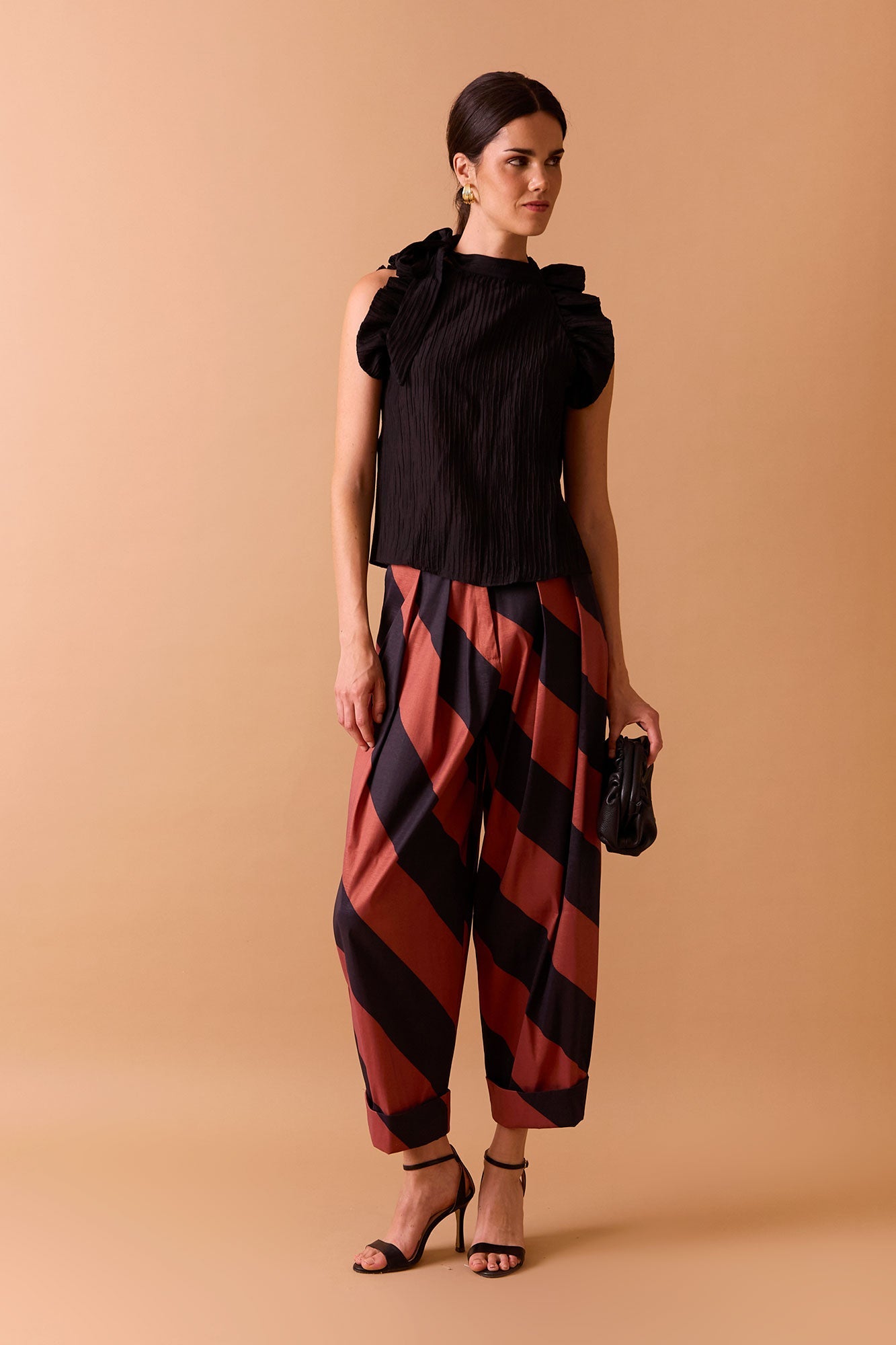 TOP OBSIDIANA NEGRO