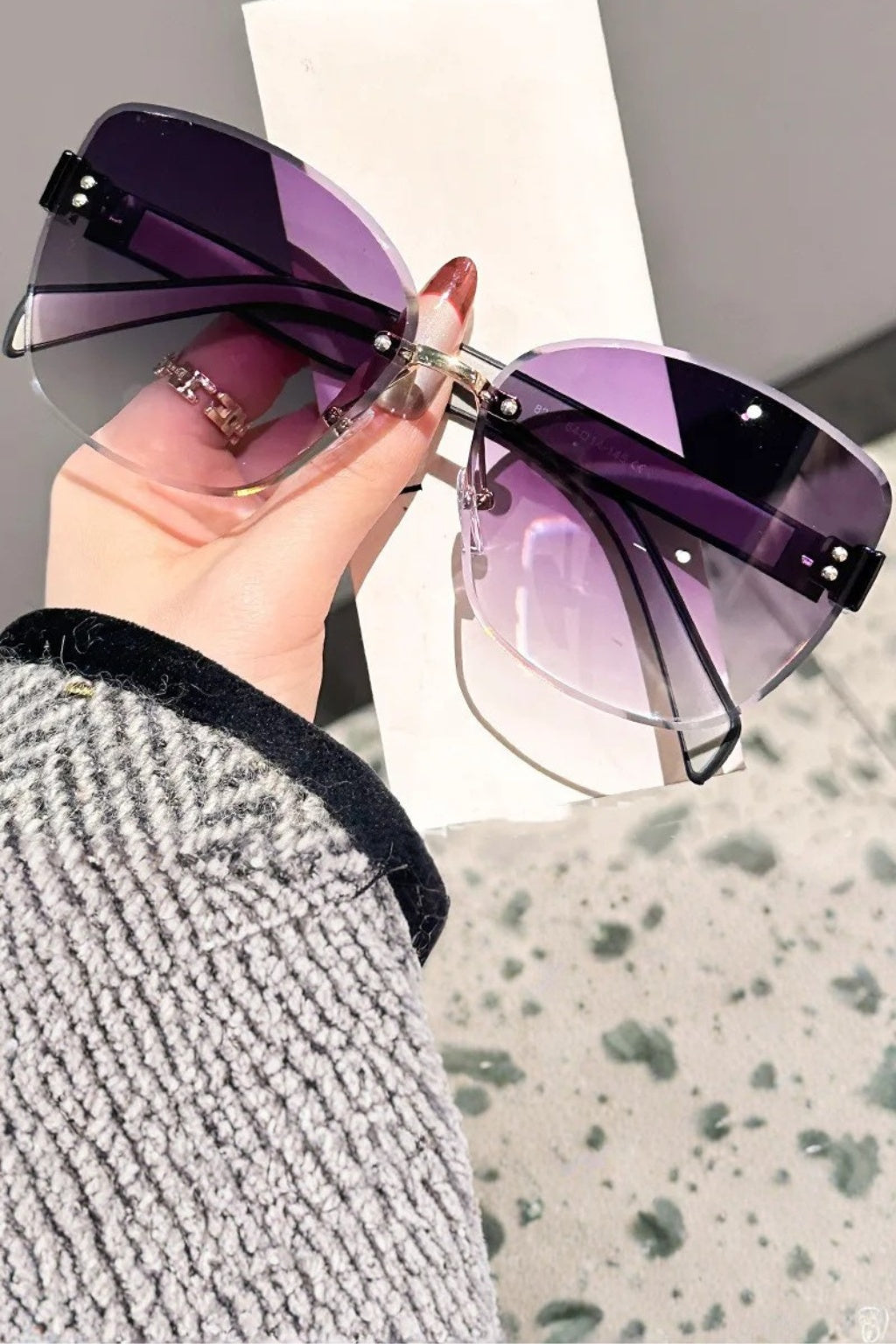 Paloma | Gafas de Sol Sin Montura Estilo Gato Mujer Lente Degradada